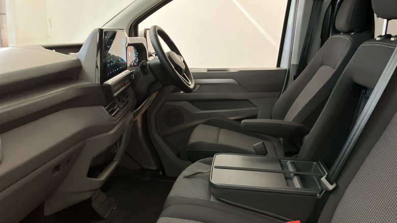 Volkswagen Transporter T32 Swb Electric 160kW 65kWh Commerce Pro Van Auto